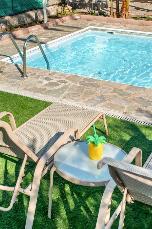 Villa Poseidon Gardens By Ezoria Villas Lárnaca Exterior foto